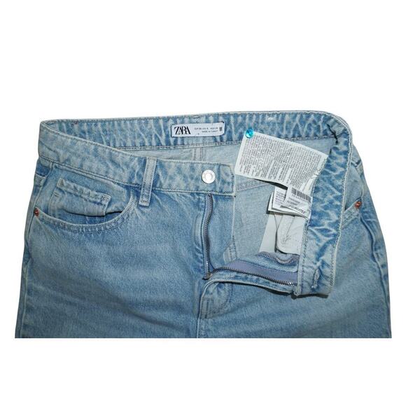 Zara Raw Hem Wide Leg Jeans – Light Wash – Size US 6 / EUR 38 – Made in Turkey - Picture 4 of 6